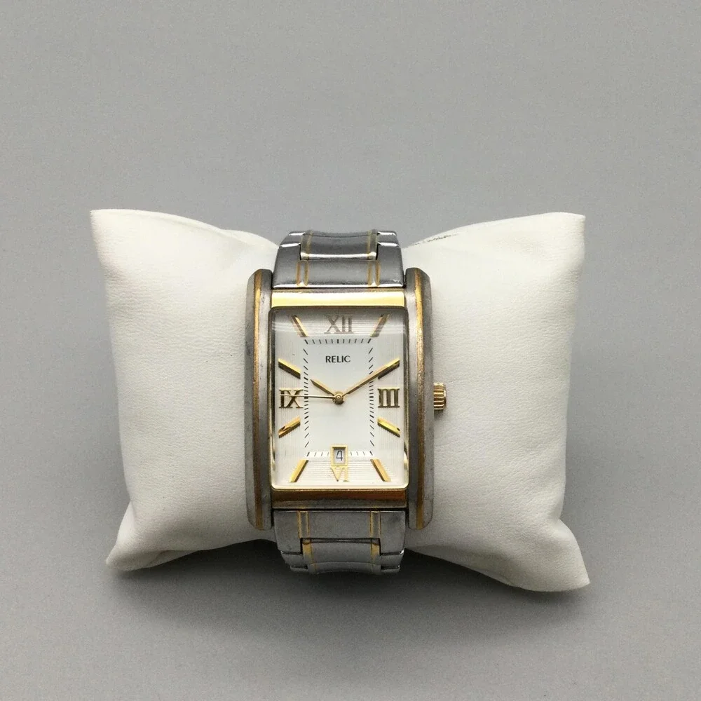 Relic Womens Watch 31mm Silver Tone White Dial Date ZR77108 New Battery 6.5